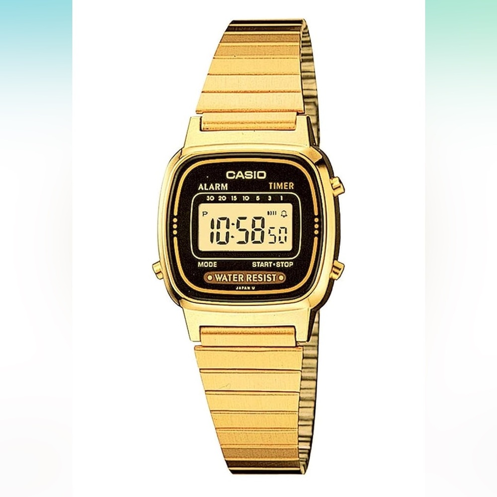 Casio Gold Smartwatch with Retro Design and Digital Display